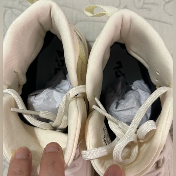 NIB APL TechLoom Defender High-top Hiking Sneakers Sz 8 Pristine Off-white Cream - Picture 7 of 10